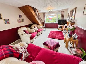 Lounge- click for photo gallery